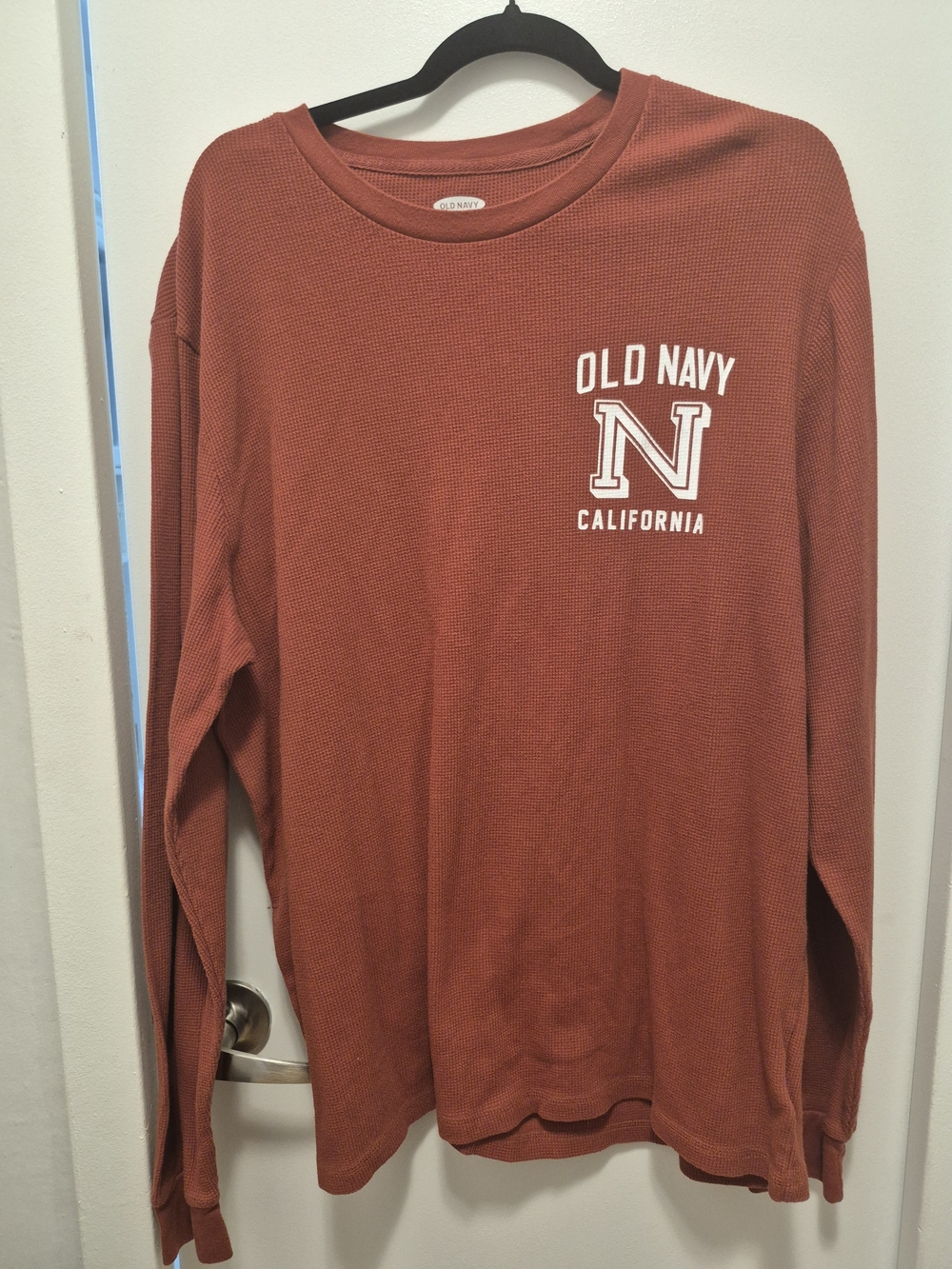 Old Navy Rust Long Sleeve Thermal Shirt - 'Old Navy California'